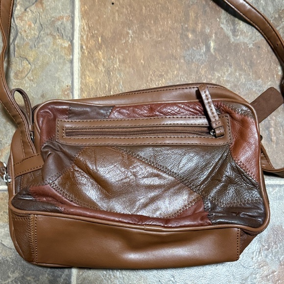 Jaclyn Smith Rich Brown Leather Messenger Bag - Picture 2 of 8